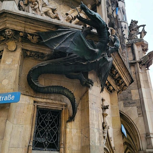 @ MARIENPLATZ, MUNICH.