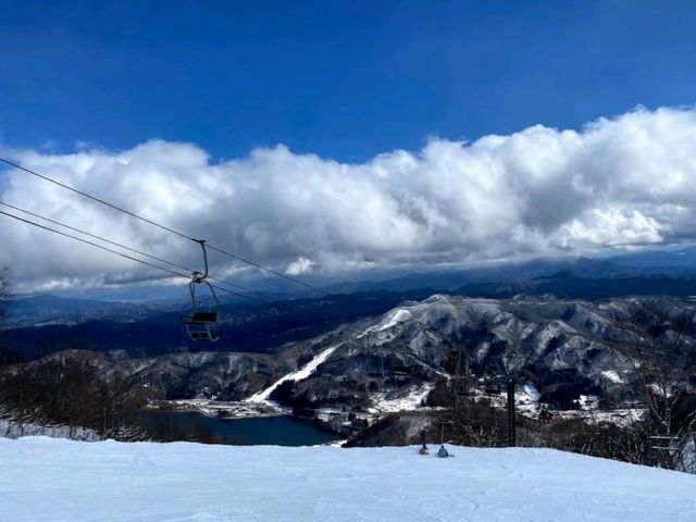 Hakuba Valley Kashimayari Ski Resort