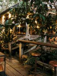 Lusi & Pakan Cafe