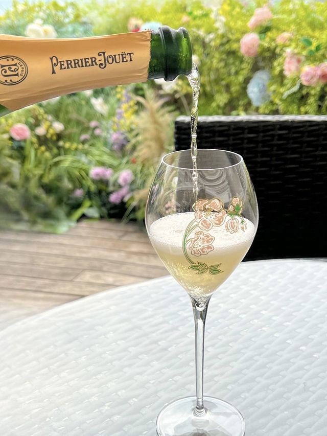 香港🇭🇰 | 米芝蓮中最美下午茶？🌸🥂
