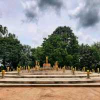 วัดพระธาตุดอยจอมทอง ที่ตั้งเสาสะดือเมือง 108 หลัก