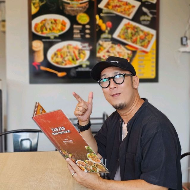 เปิดวาปแจกพิกัด ร้านอาหารอีสานแซ่บแซ่ป ถ.สาธร