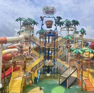 Splash Mania - Where Nature Meets Fun