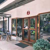 THE NEW PLACE IS WIDER THAN BEFORE, WITH AN OUTDOOR AREA IN THE FRONT