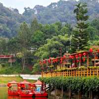 This is Thailand!!! Not in China! 