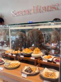 ชลบุรี ||  คาเฟ่ Serene House Cafe