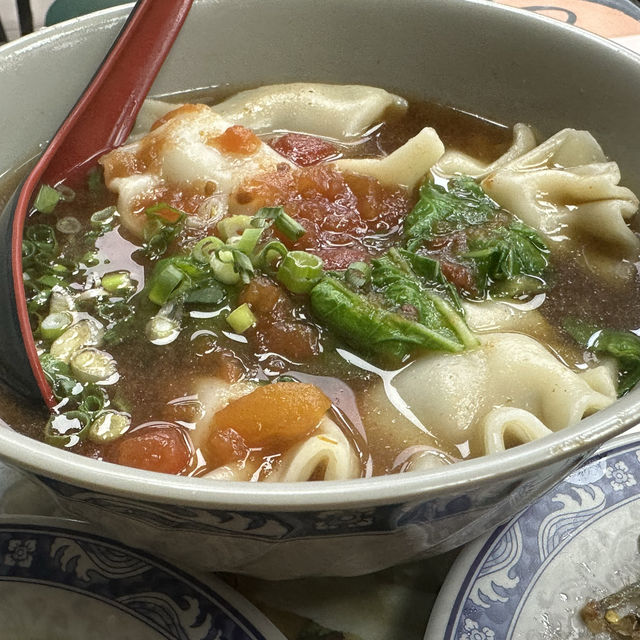 北投非吃不可的美食（山西刀削蕃茄牛肉麵）