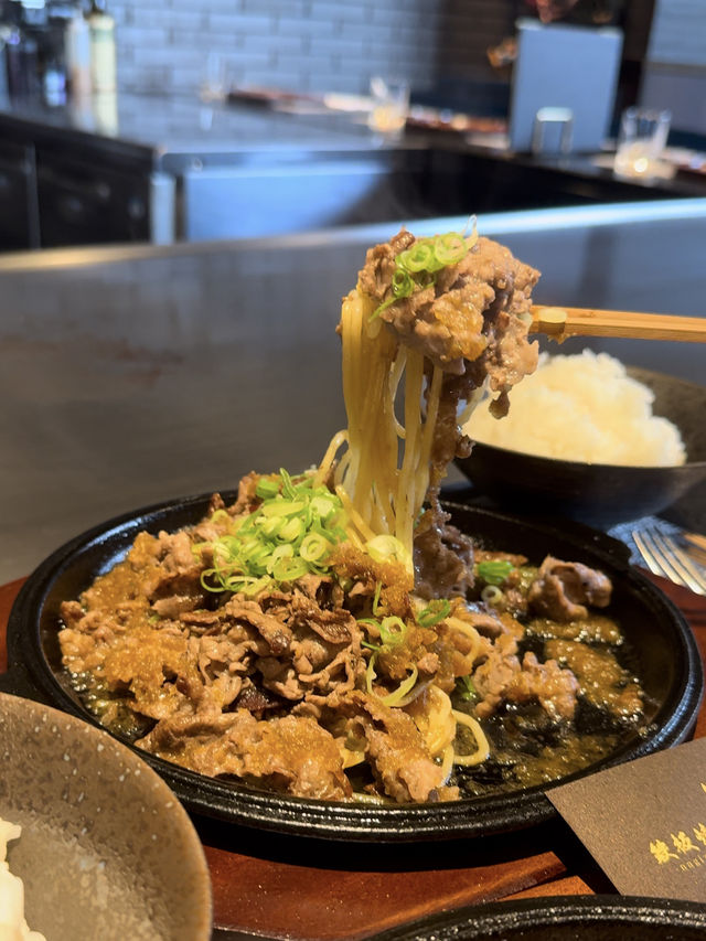 【福岡ランチ】目の前で焼かれる肉の香りでテンションMAX✨