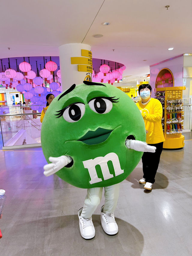 M&M Flagship Store Shanghai Nanjing Road