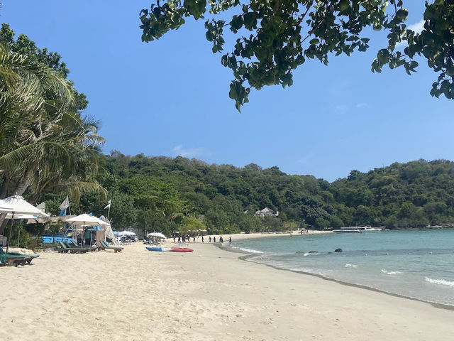 📍🌊Ao Prao Resort (อ่าวพร้าวรีสอร์ท)