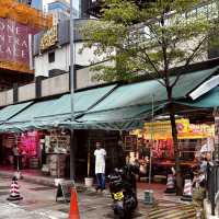 "Contrasting Vibes: The Dynamic Essence of Central Hong Kong"
