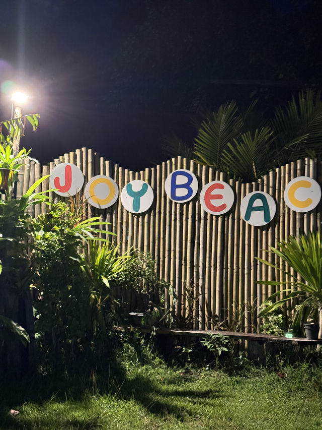 Joy Beach Cafe 🏄🏻‍♀️ คาเฟ่ริมทะเล บรรยาศดี้ดีย์
