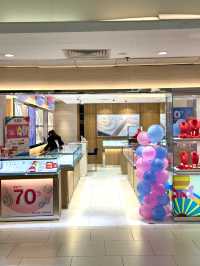 シンガポール　シンガポール観光　意外な穴場lucky plazaにまだ行ってないの？