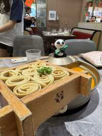 熊貓熱潮停不了·火鍋熱騰騰🐼
