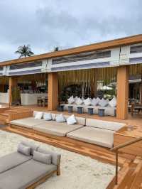 คาเฟ่ริมทะเลที่ Salt Society Samui