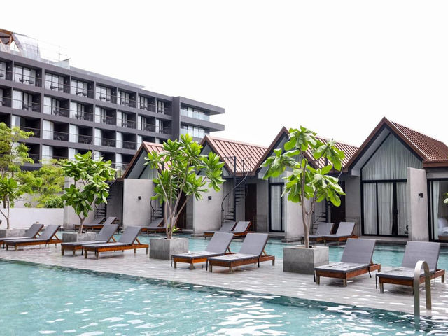 ANA ANAN Resort & Villas Pattayaที่พักริมทะเลพัทยา