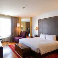 โรงแรมหรูกลางกรุง Hilton Bangkok Grande Asoke