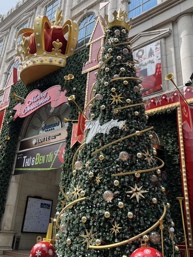 🎄ดูไฟคริสต์มาสที่ Diamond Plaza | Ho Chi Minh กัน