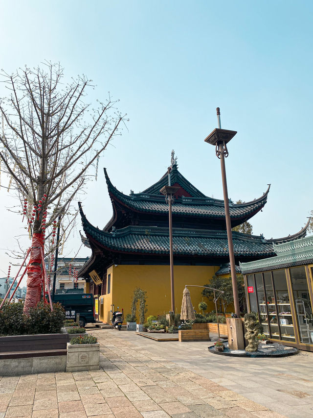 Historical Taoist Temple in Su Zhou 