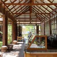 ร้านอาหารทะเลแน่นๆ บรรยากาศดีมากที่ชลบุรี