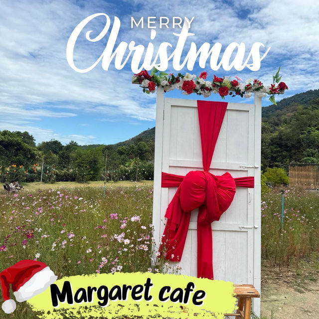 เที่ยวคาเฟ่ Theme คริสต์มาสที่ Margaret Cafe