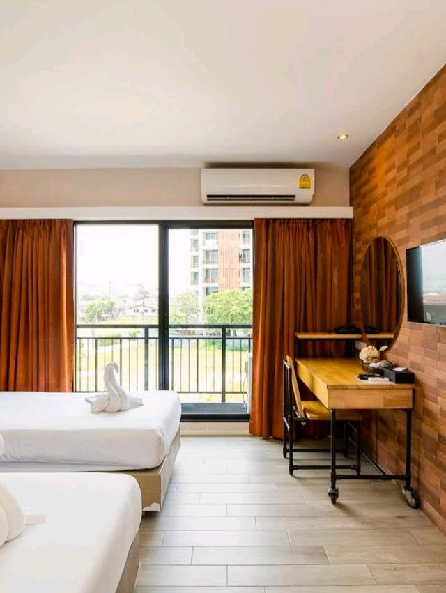 Villa Baron Hotel โรงแรมวิลล่า บารอน ปากเกร็ด