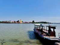 คาเฟ่ สุดชิคบนเกาะเกร็ด