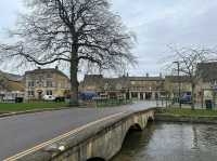 A Picturesque Escape into England's Idyllic Countryside