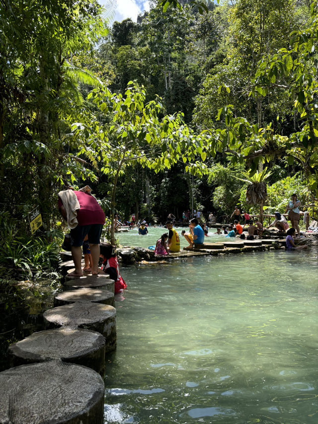 ป่าต้นน้ำ บ้านน้ำราด พายเรือก็สนุก เล่นน้ำก็สดชื่น