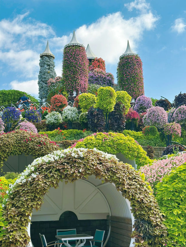 An awesome day spent at Dubai miracle garden 🪴 