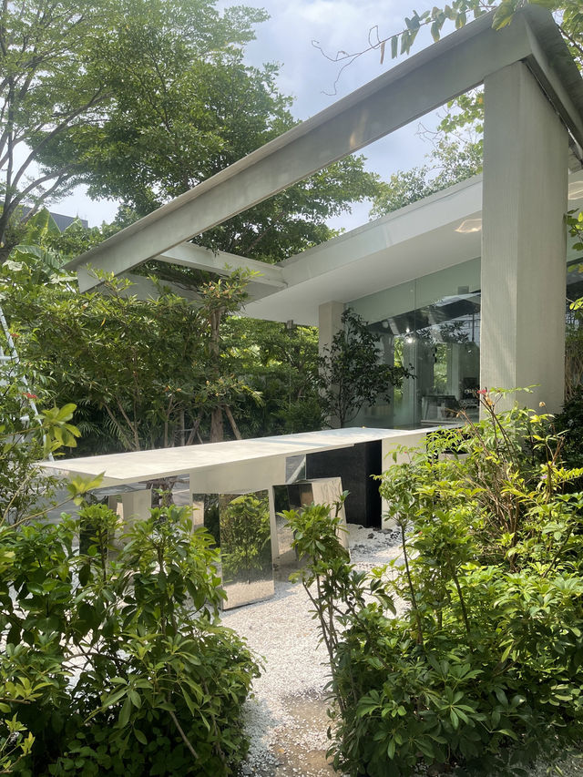曼谷探店｜隱藏在樹林中的世外桃源咖啡店