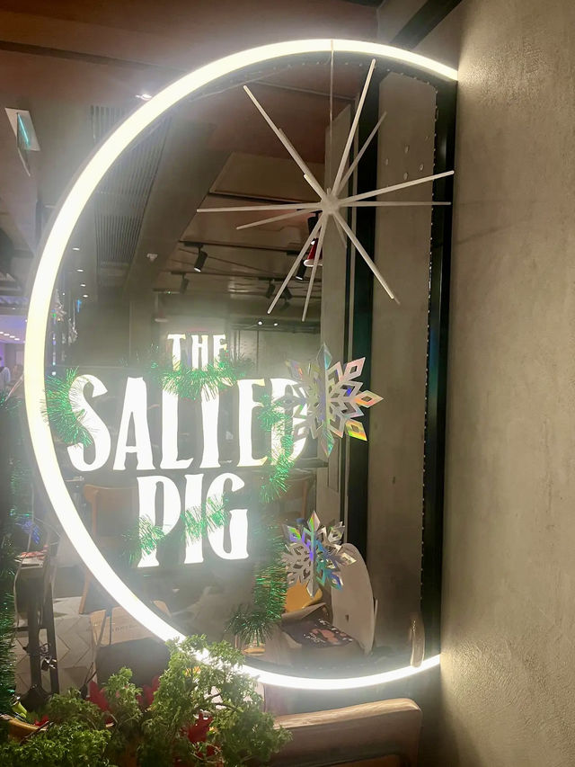 The Salted Pig Restaurant 