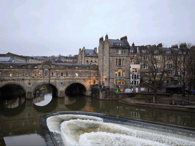 Timeless Treasures of England: Out of London