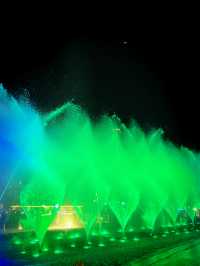 全泰國最大最新的商場Icon Siam~泰國水舞間+Light Show