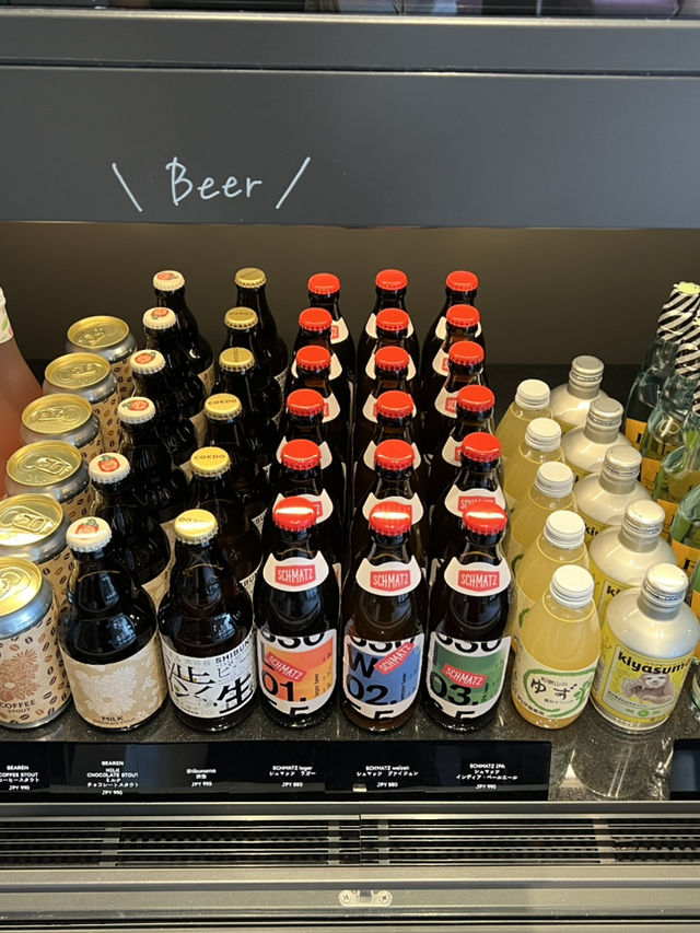 Shibrewya: A Stylish & Casual Café in Shibuya