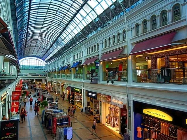 Exploring Bugis Street : A Shopper's Paradise in Singapore