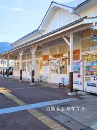 【長野／山ノ内】駅が観光スポット『湯田中駅』⁡