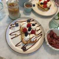 Lovely place with very good food