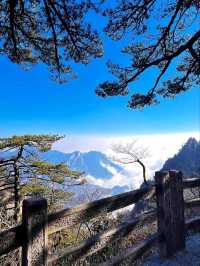 Huangshan: Embracing Nature at the Majestic Mountain