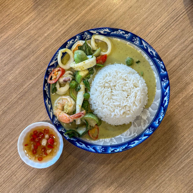 คาเฟ่☕️กึ่งร้านอาหาร ในบ้าน จังหวัดนครปฐม