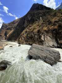 2 days trips in Shangri-la and 1 day in Tiger leaping gorge