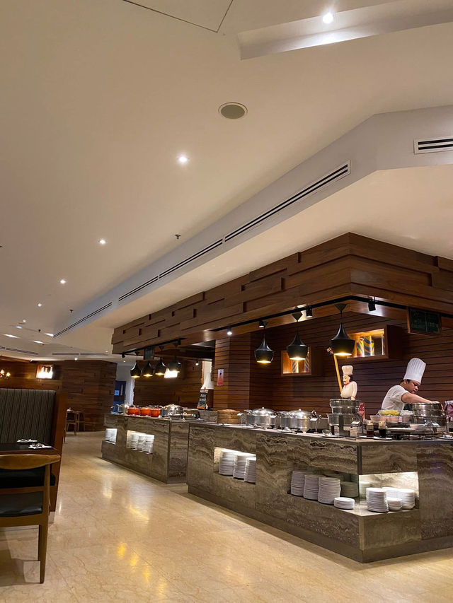 “Sabah Oriental Hotel - A Cozy Urban Retreat with Mountain Views” “Sabah Oriental Hotel - A Cozy Urban Retreat with Mountain Views”