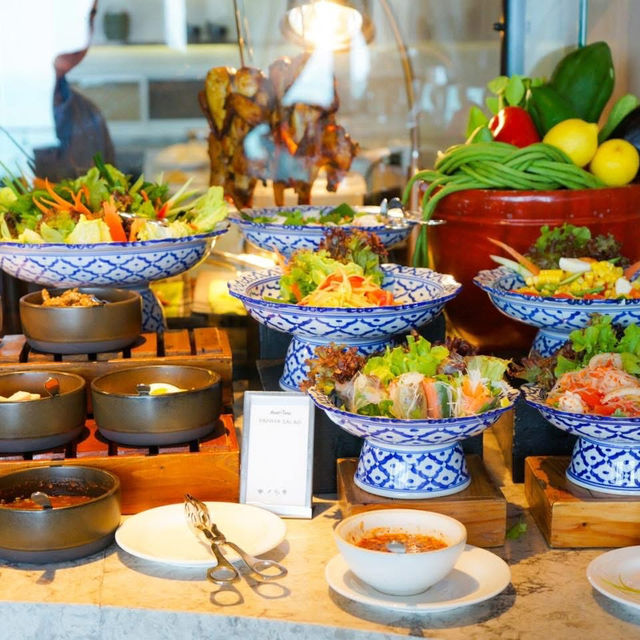 บุฟเฟ่ดี วิวก็โดน ที่โรงแรม Hilton พัทยา