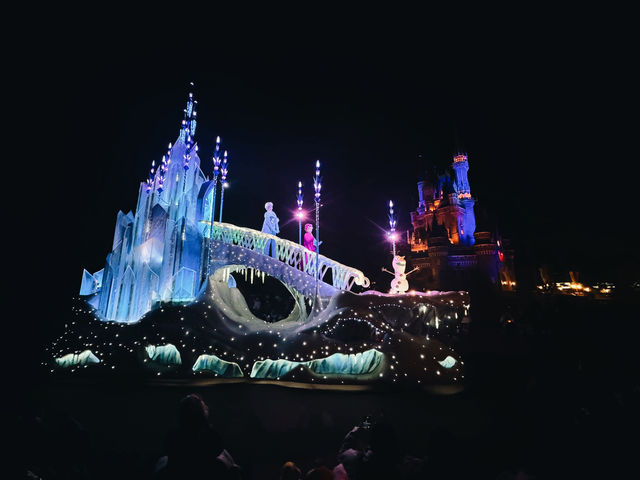 Absolutely magical at Tokyo Disney Land