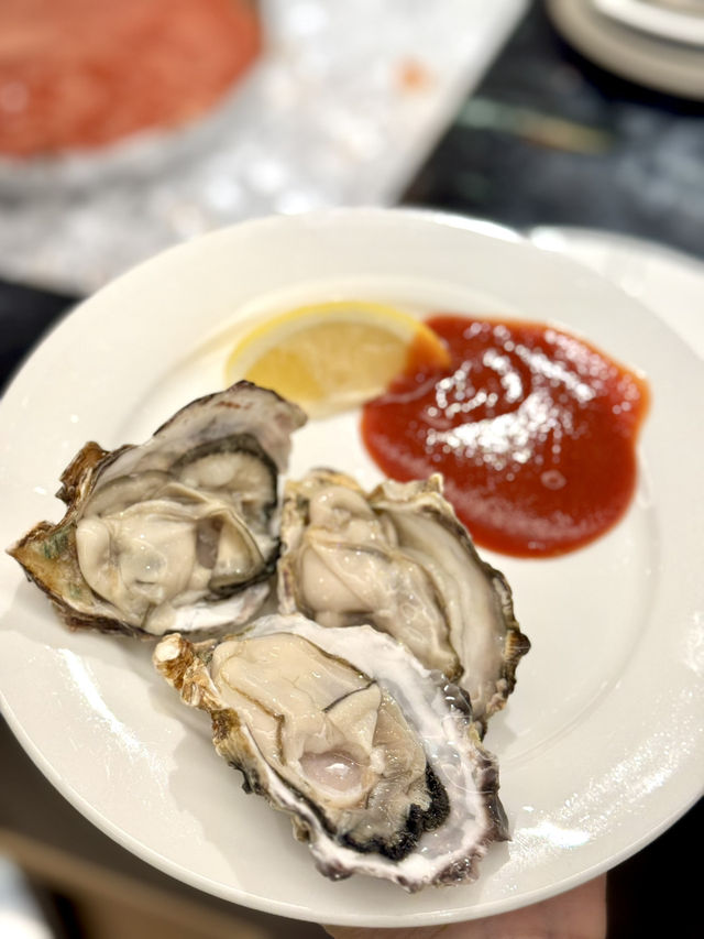 柏麗廳將自助餐昇華成味覺藝術展😆