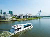 🚢 Cruise Tasik Putrajaya Review: A Scenic Escape in Malaysia’s Futuristic City! 🌸