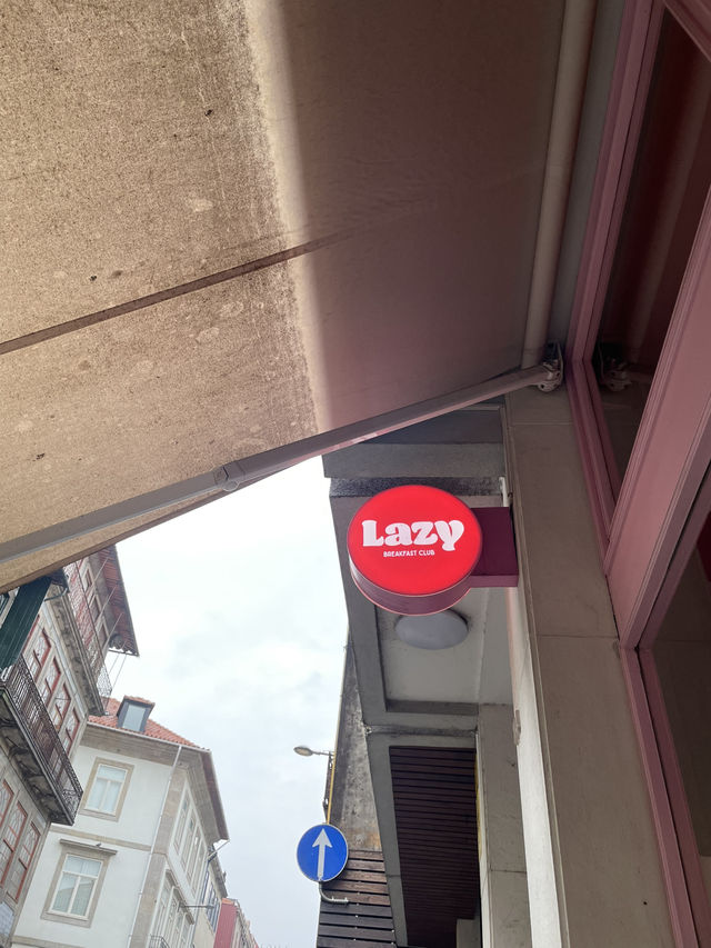 Lazy breakfast cafe