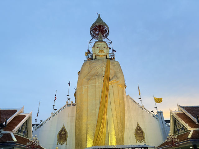วัดอินทรวิหาร พระอารามหลวง