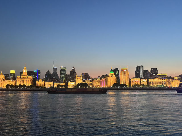 東方明珠🌠你怎能不著迷?🌉 東方明珠🌠你怎能不著迷?🌉