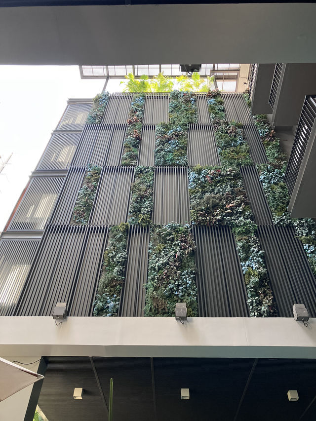 A Hidden Gem in Heart of Bangkok —Happy 3 Hotel